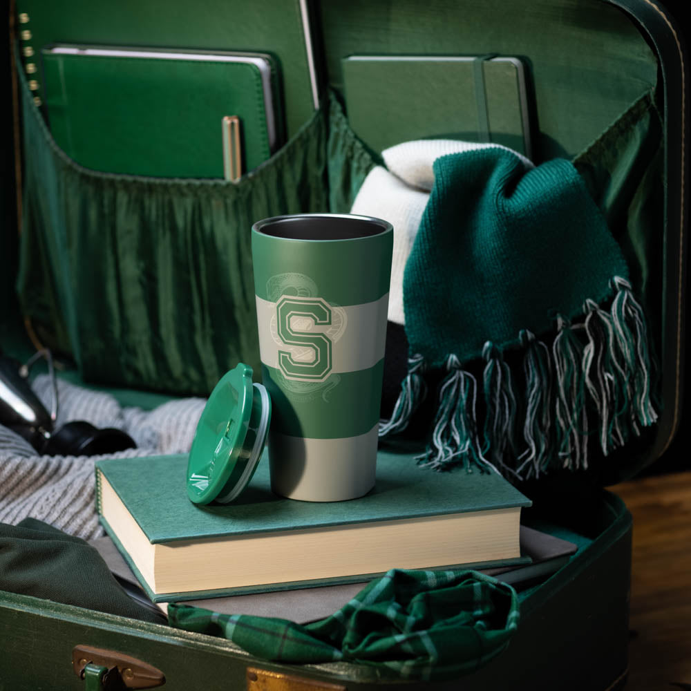 harry-potter-tumbler-o8 84ce9e4c9c5c--HarryPotter-Slytherin-4.jpg